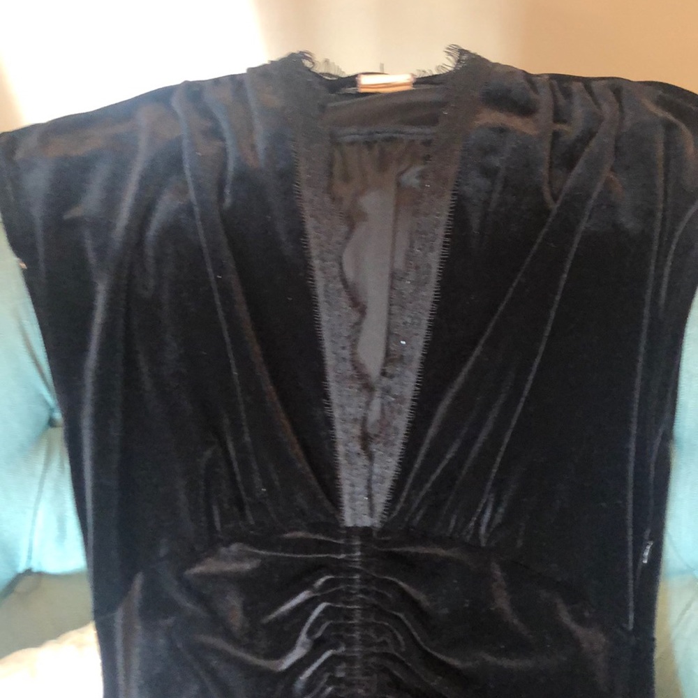 Gorgeous dress - Picture 3 of 6
